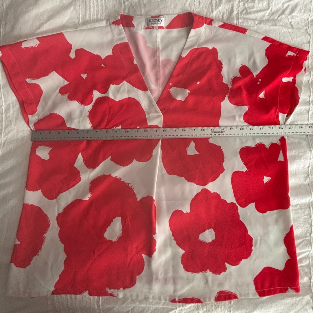 CROSBY BY MOLLIE BURCH martha tunic top in poppy RED & WHITE FLORAL LARGE - Picture 10 of 10